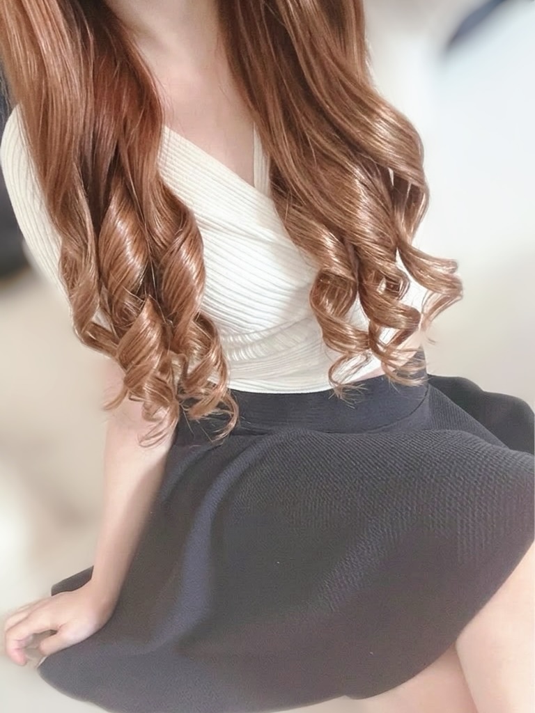 あいな